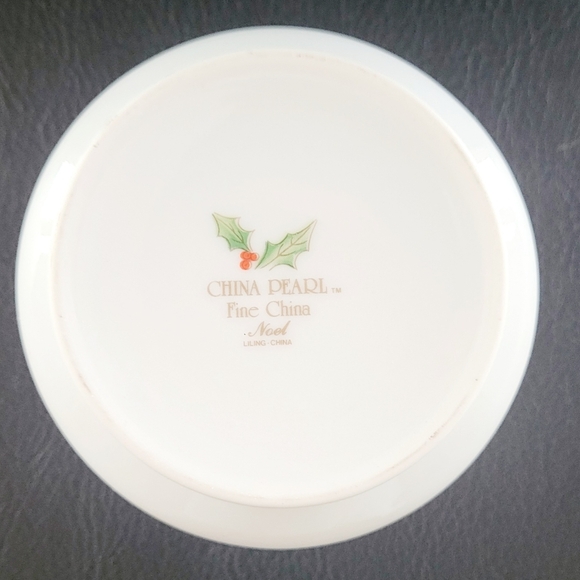 China Pearl NOEL Fine China Liling Cream & Sugar Bowl Serving Set Holly & Berry - Picture 11 of 11
